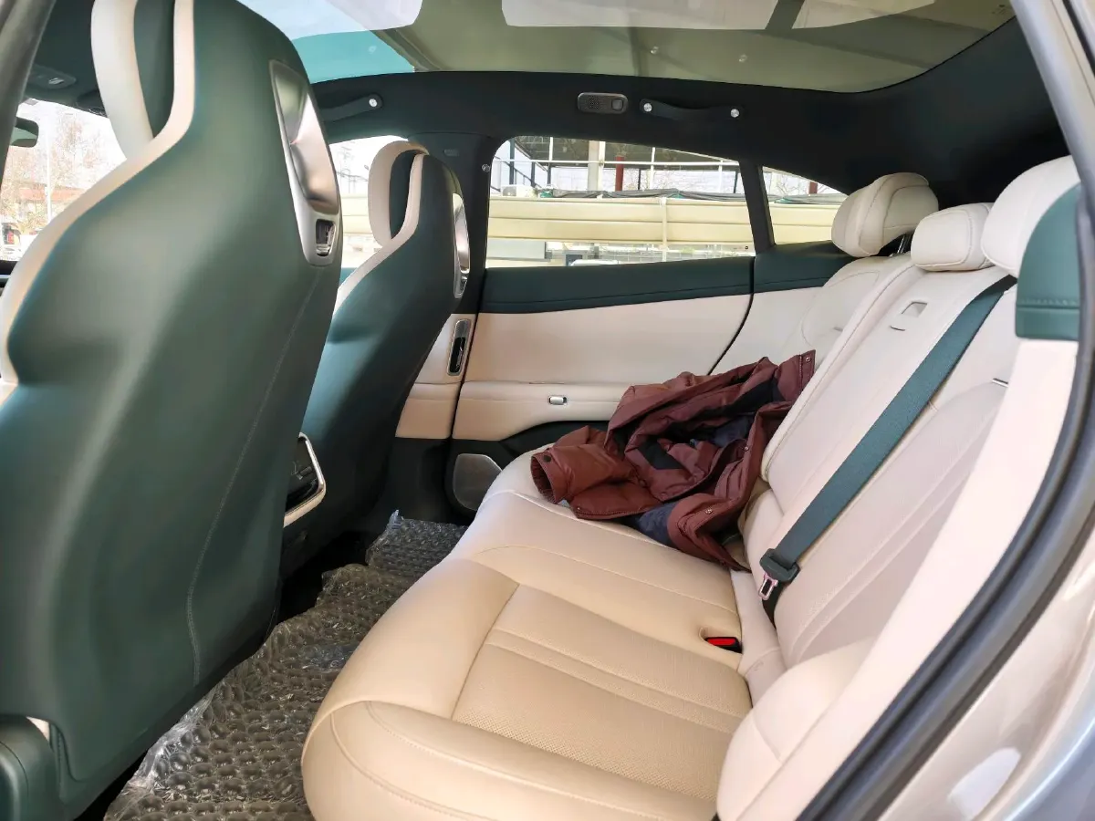 2025 MI YU7 BEV,autocango,china used car exporter,china ev exporter,chinese used car exporter,chinese used ev exporter