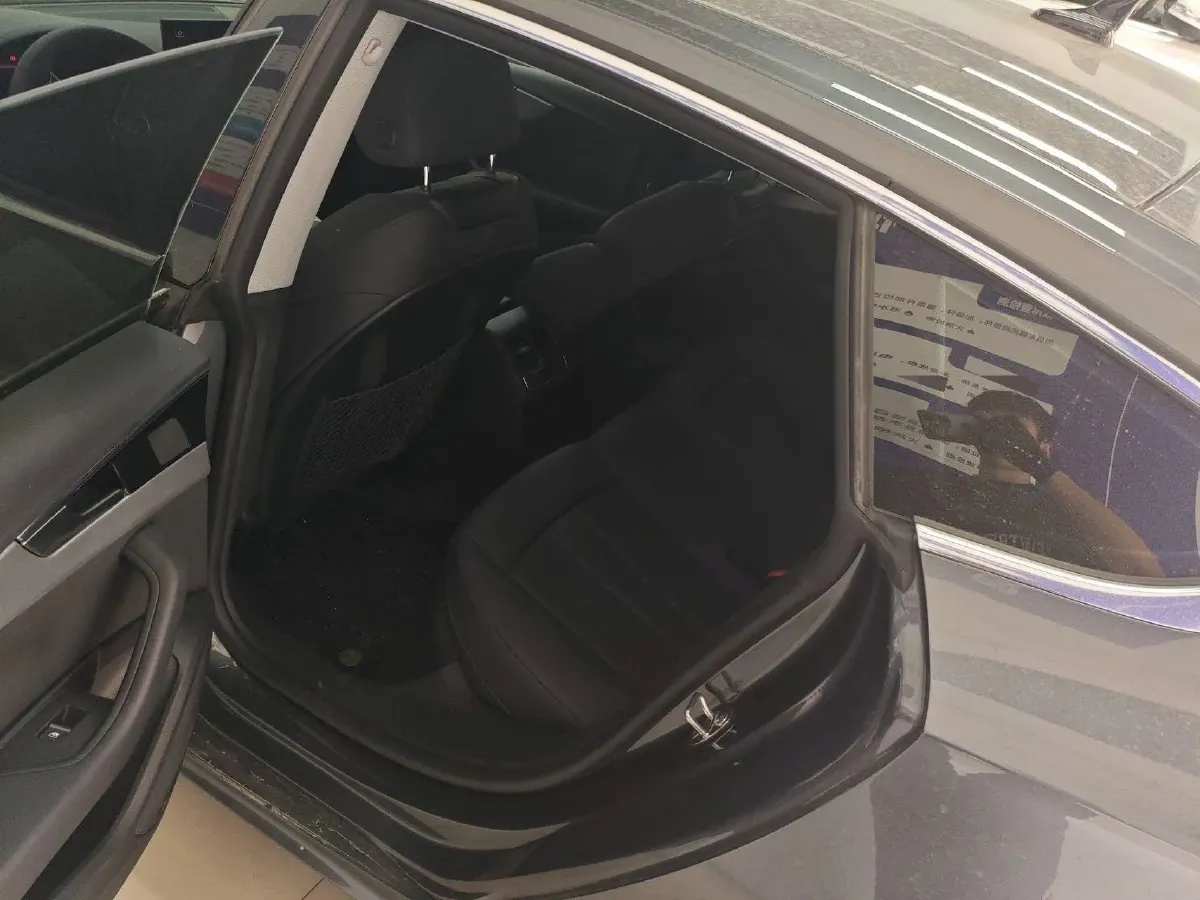 2023 Audi A5 2.0T 204HP L4 7DCT,autocango,china used car exporter,china ev exporter,chinese used car exporter,chinese used ev exporter