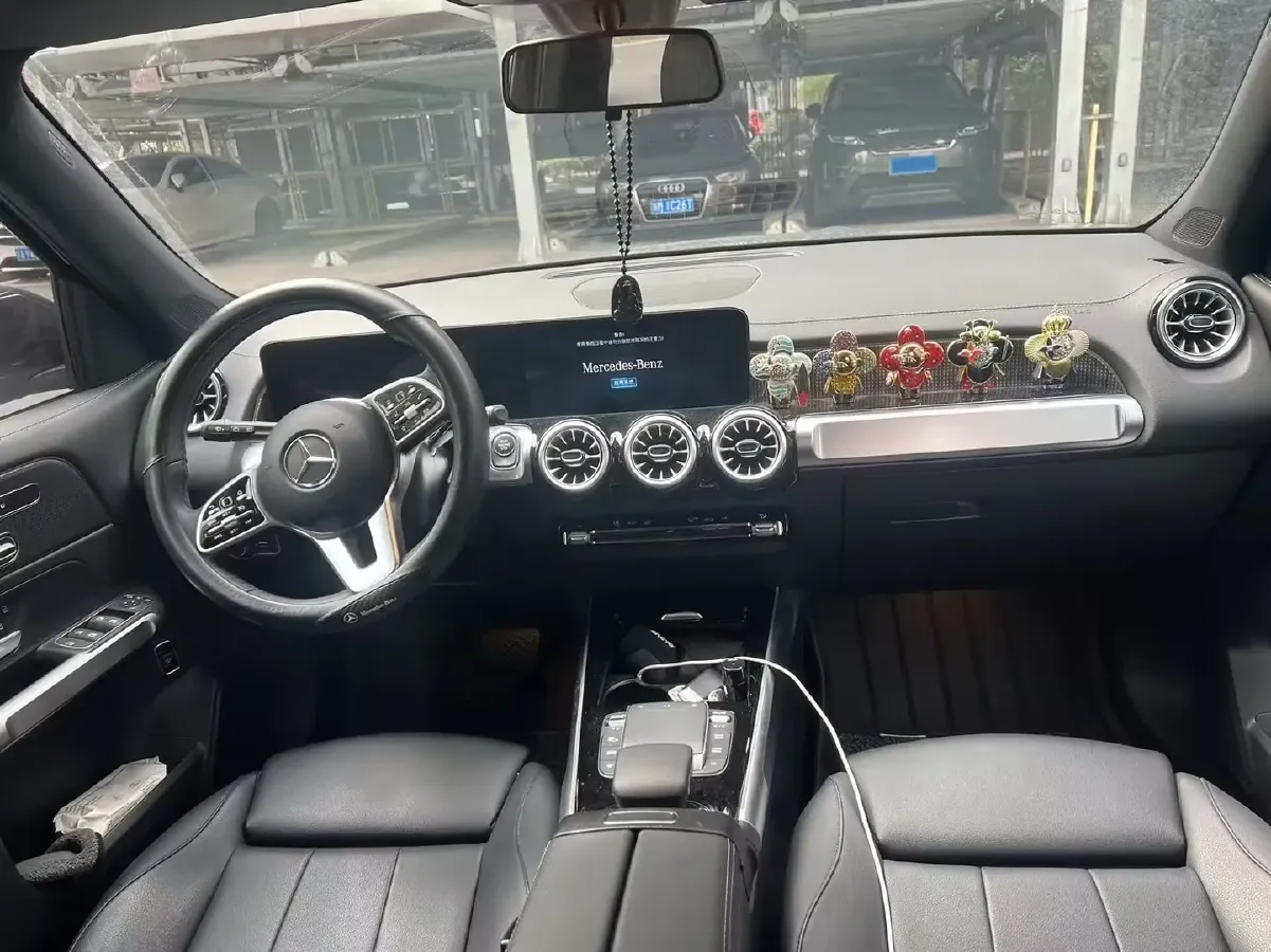 2022 Mercedes-Benz GLB Class 1.3T 163HP L4 7DCT,autocango,china used car exporter,china ev exporter,chinese used car exporter,chinese used ev exporter