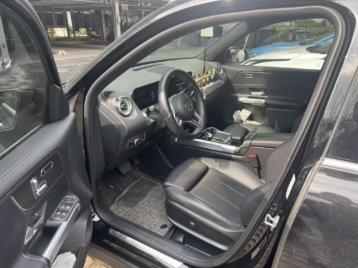 2022 Mercedes-Benz GLB Class 1.3T 163HP L4 7DCT,autocango,china used car exporter,china ev exporter,chinese used car exporter,chinese used ev exporter