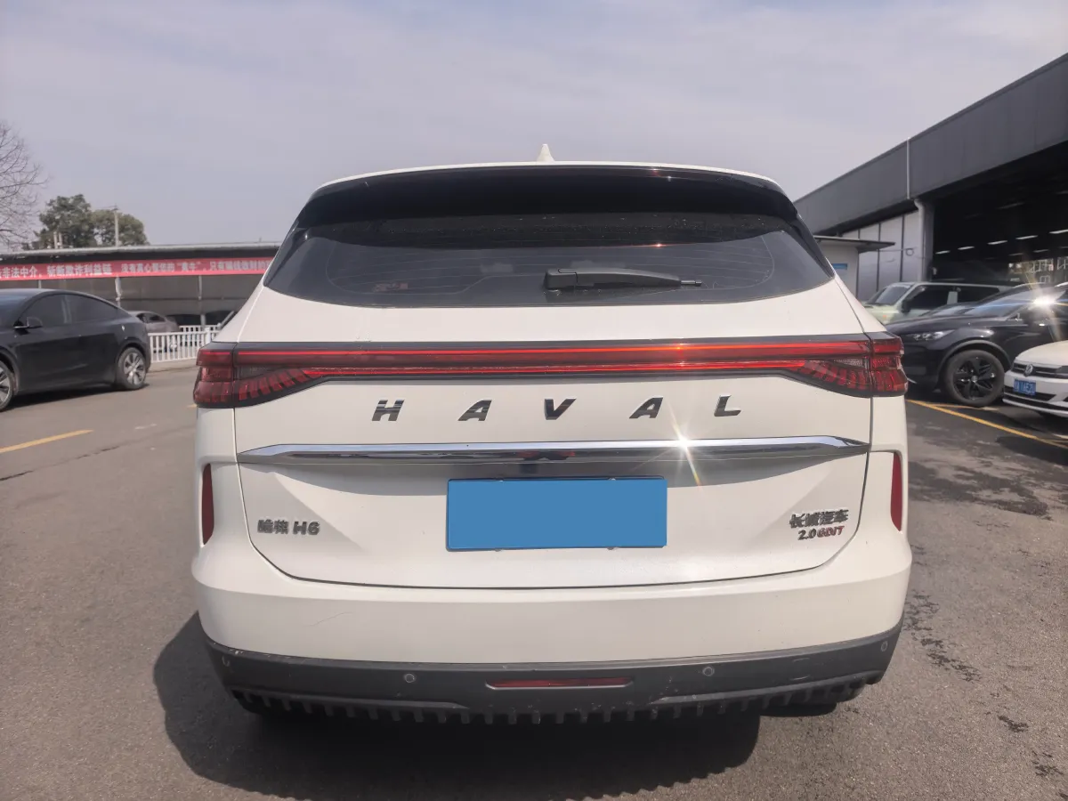 2021 Haval H6 2.0T 211HP L4 7DCT,autocango,china used car exporter,china ev exporter,chinese used car exporter,chinese used ev exporter