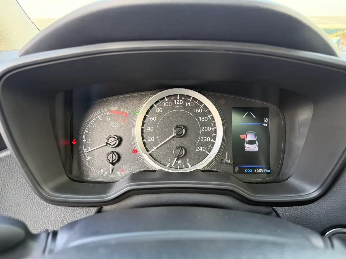 2021 Toyota Corolla 1.2T 116HP L4 CVT,autocango,china used car exporter,china ev exporter,chinese used car exporter,chinese used ev exporter