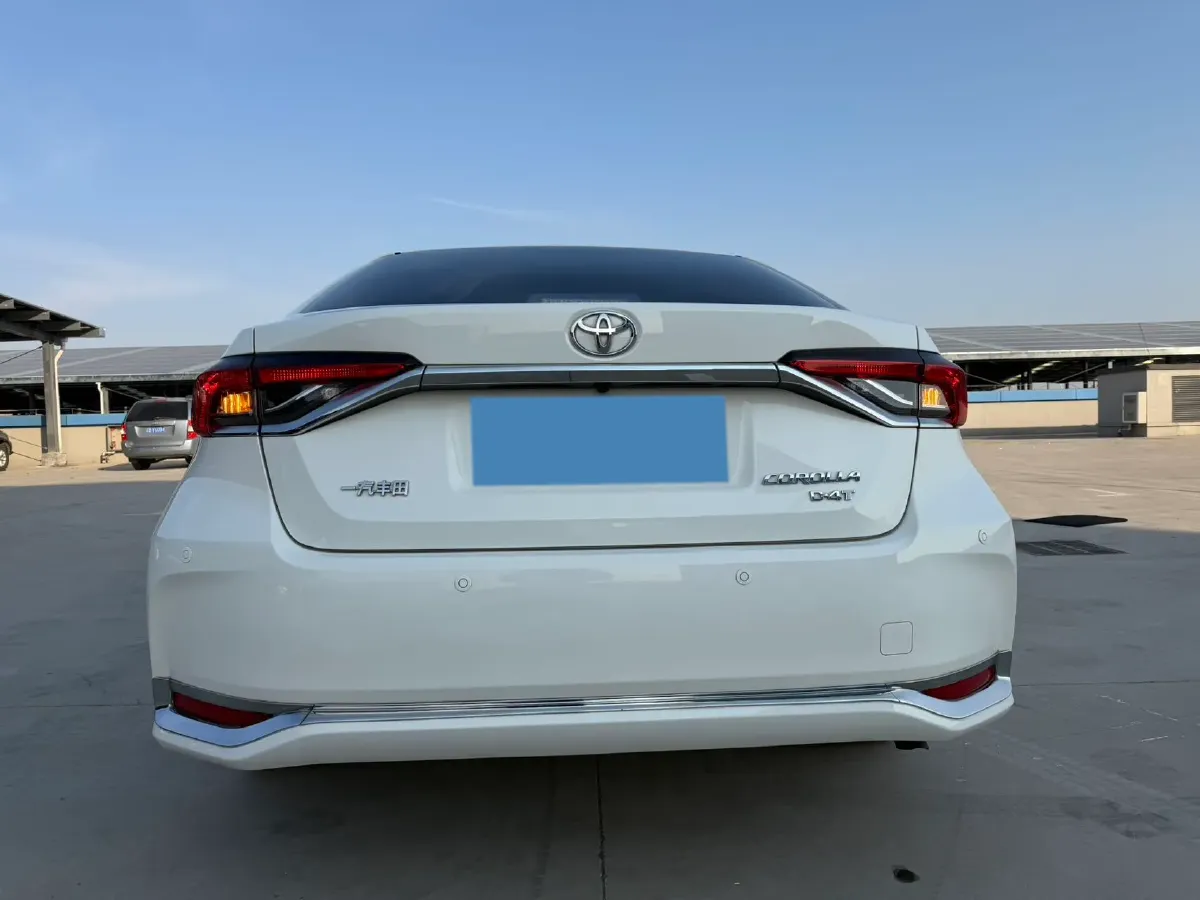 2021 Toyota Corolla 1.2T 116HP L4 CVT,autocango,china used car exporter,china ev exporter,chinese used car exporter,chinese used ev exporter