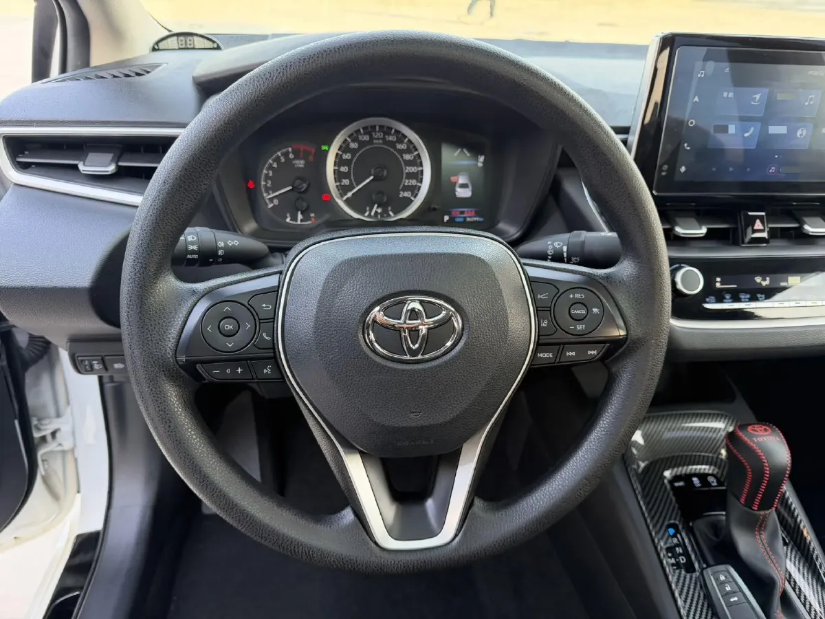 2021 Toyota Corolla 1.2T 116HP L4 CVT,autocango,china used car exporter,china ev exporter,chinese used car exporter,chinese used ev exporter