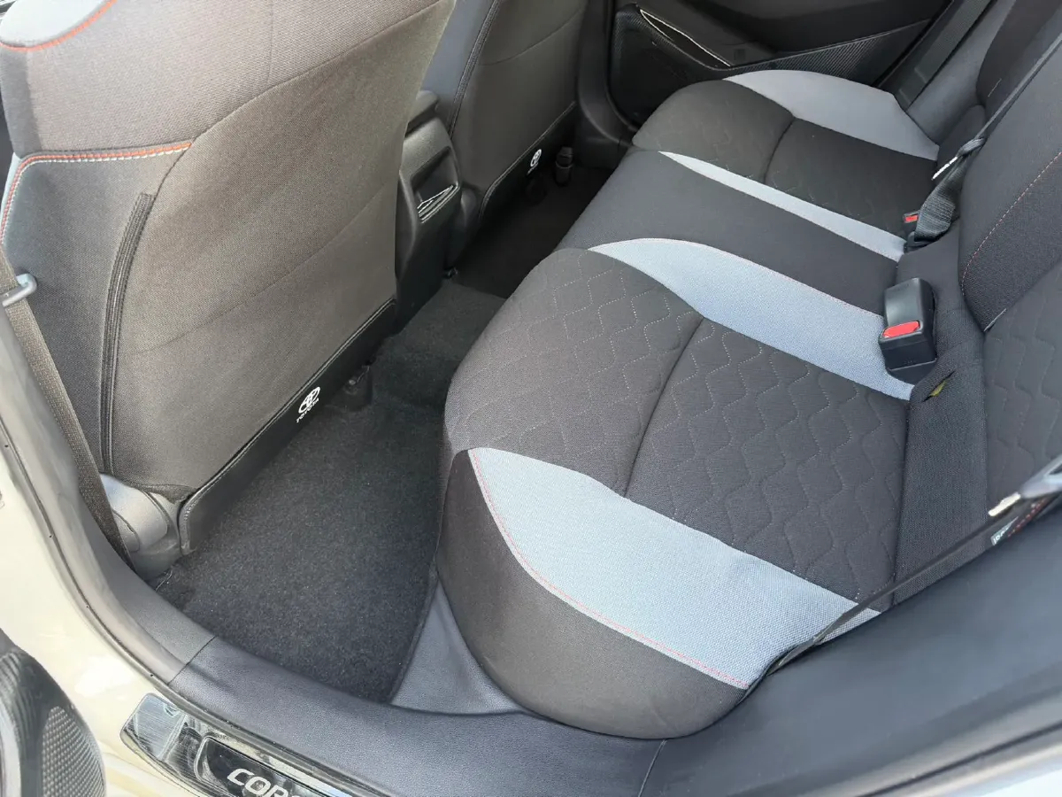 2021 Toyota Corolla 1.2T 116HP L4 CVT,autocango,china used car exporter,china ev exporter,chinese used car exporter,chinese used ev exporter