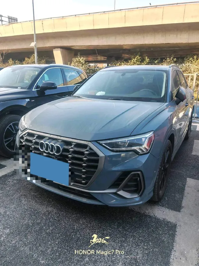 2022 Audi Q3 2.0T 186HP L4 7DCT,autocango,china used car exporter,china ev exporter,chinese used car exporter,chinese used ev exporter