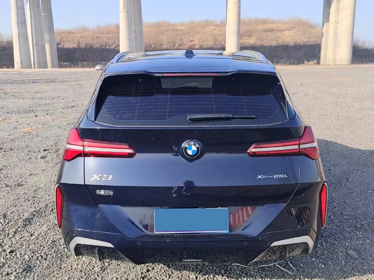 2025 BMW X3 2.0T 190HP L4 8AT,autocango,china used car exporter,china ev exporter,chinese used car exporter,chinese used ev exporter