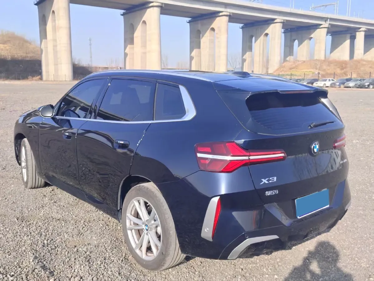 2025 BMW X3 2.0T 190HP L4 8AT,autocango,china used car exporter,china ev exporter,chinese used car exporter,chinese used ev exporter