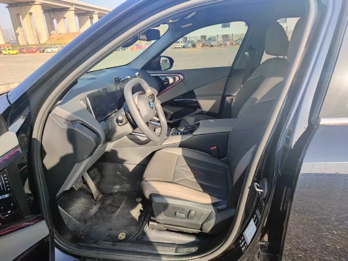 2025 BMW X3 2.0T 190HP L4 8AT,autocango,china used car exporter,china ev exporter,chinese used car exporter,chinese used ev exporter