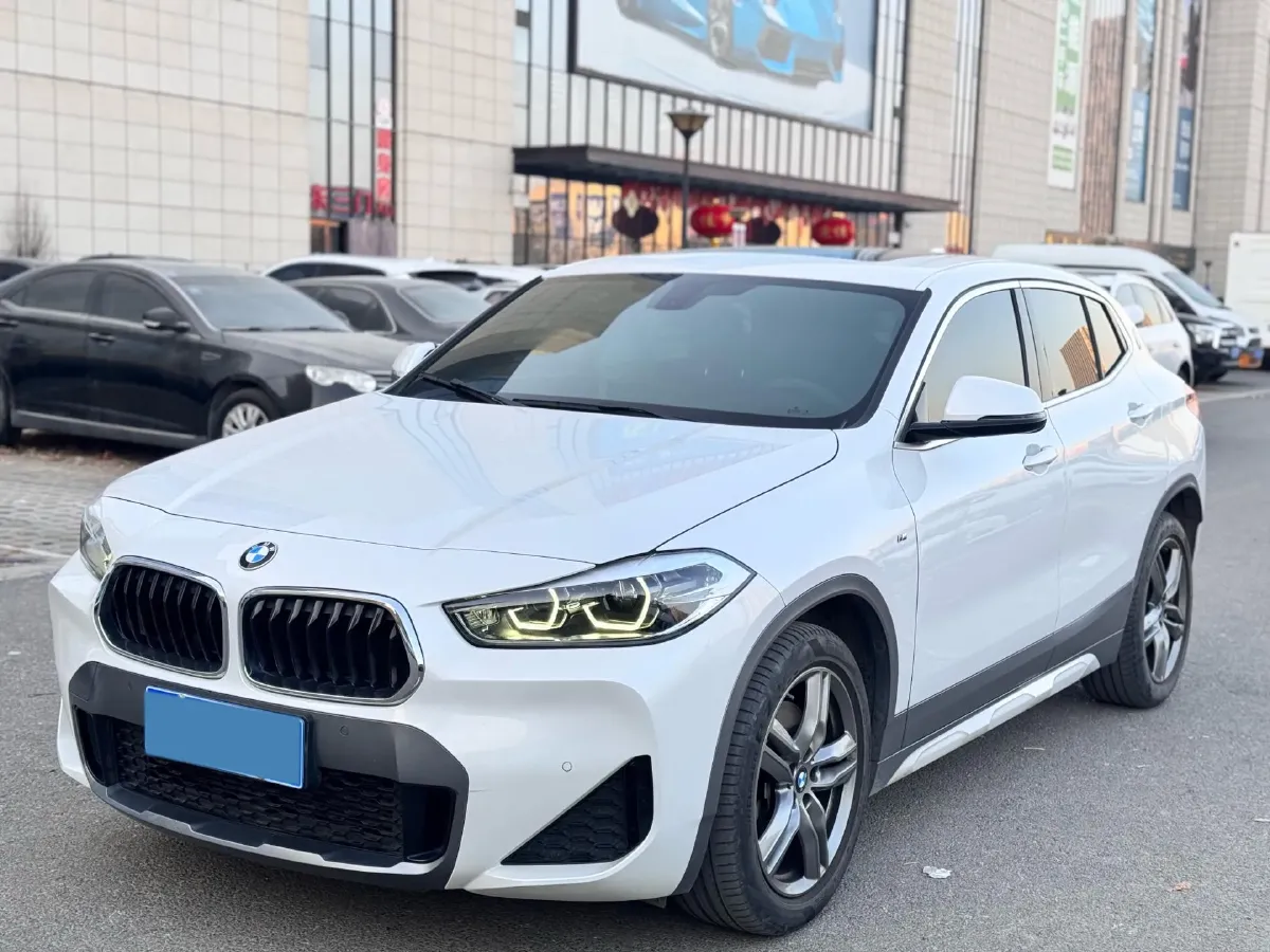 2021 BMW X2 2.0T 192HP L4 7DCT,autocango,china used car exporter,china ev exporter,chinese used car exporter,chinese used ev exporter