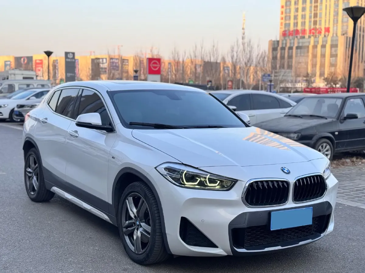 2021 BMW X2 2.0T 192HP L4 7DCT,autocango,china used car exporter,china ev exporter,chinese used car exporter,chinese used ev exporter