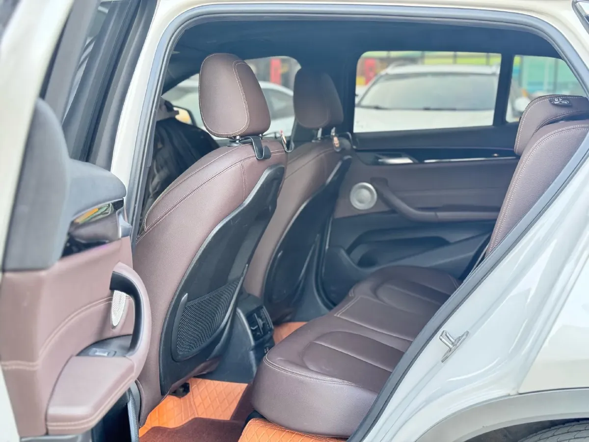 2021 BMW X2 2.0T 192HP L4 7DCT,autocango,china used car exporter,china ev exporter,chinese used car exporter,chinese used ev exporter