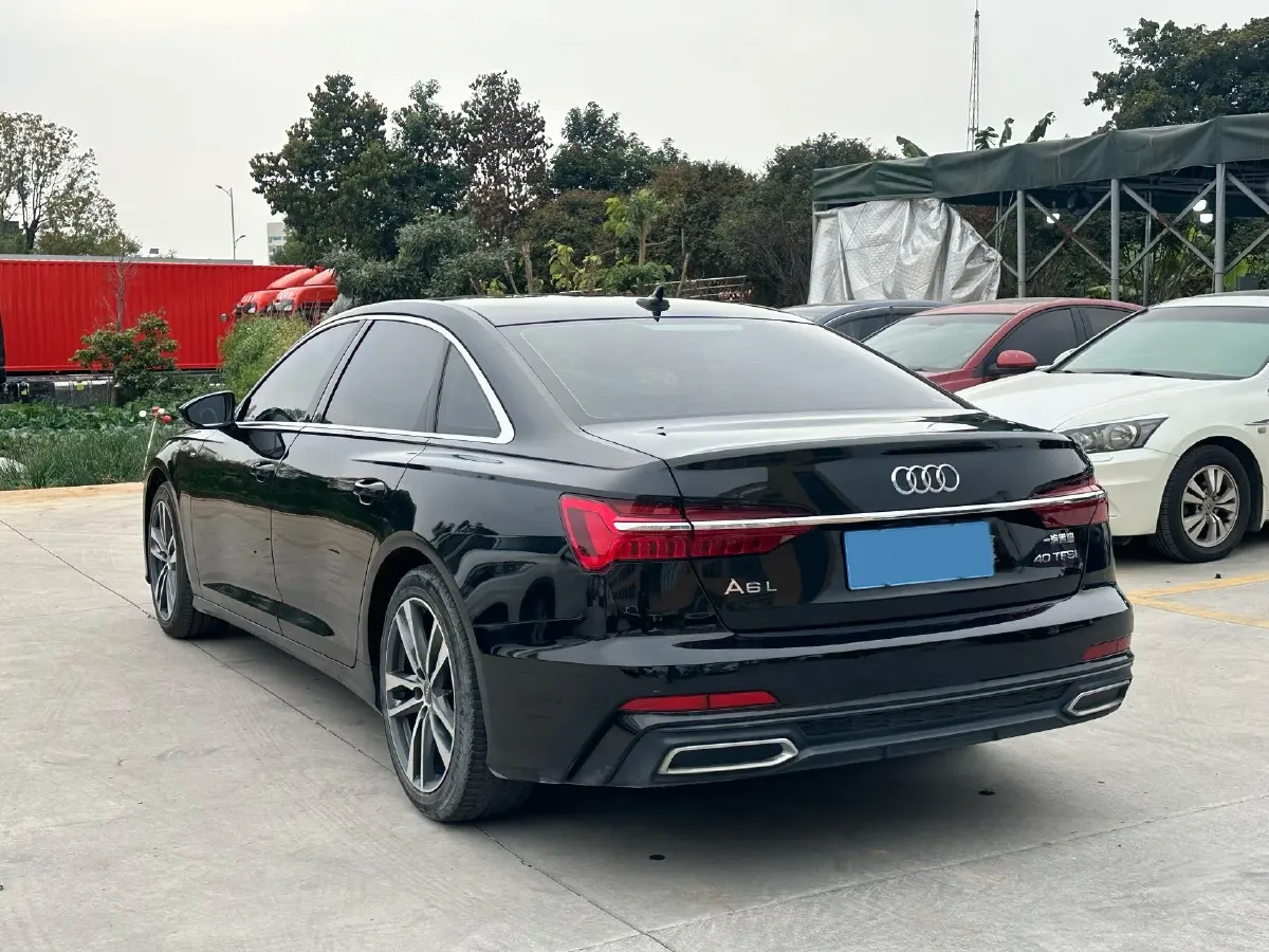 2021 Audi A6L 2.0T 190HP L4 7DCT,autocango,china used car exporter,china ev exporter,chinese used car exporter,chinese used ev exporter