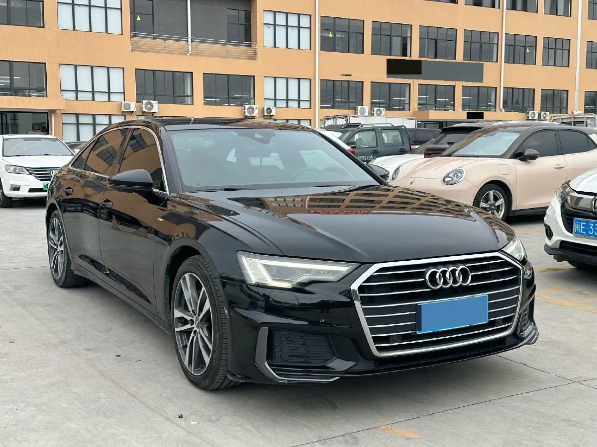 2021 Audi A6L 2.0T 190HP L4 7DCT,autocango,china used car exporter,china ev exporter,chinese used car exporter,chinese used ev exporter