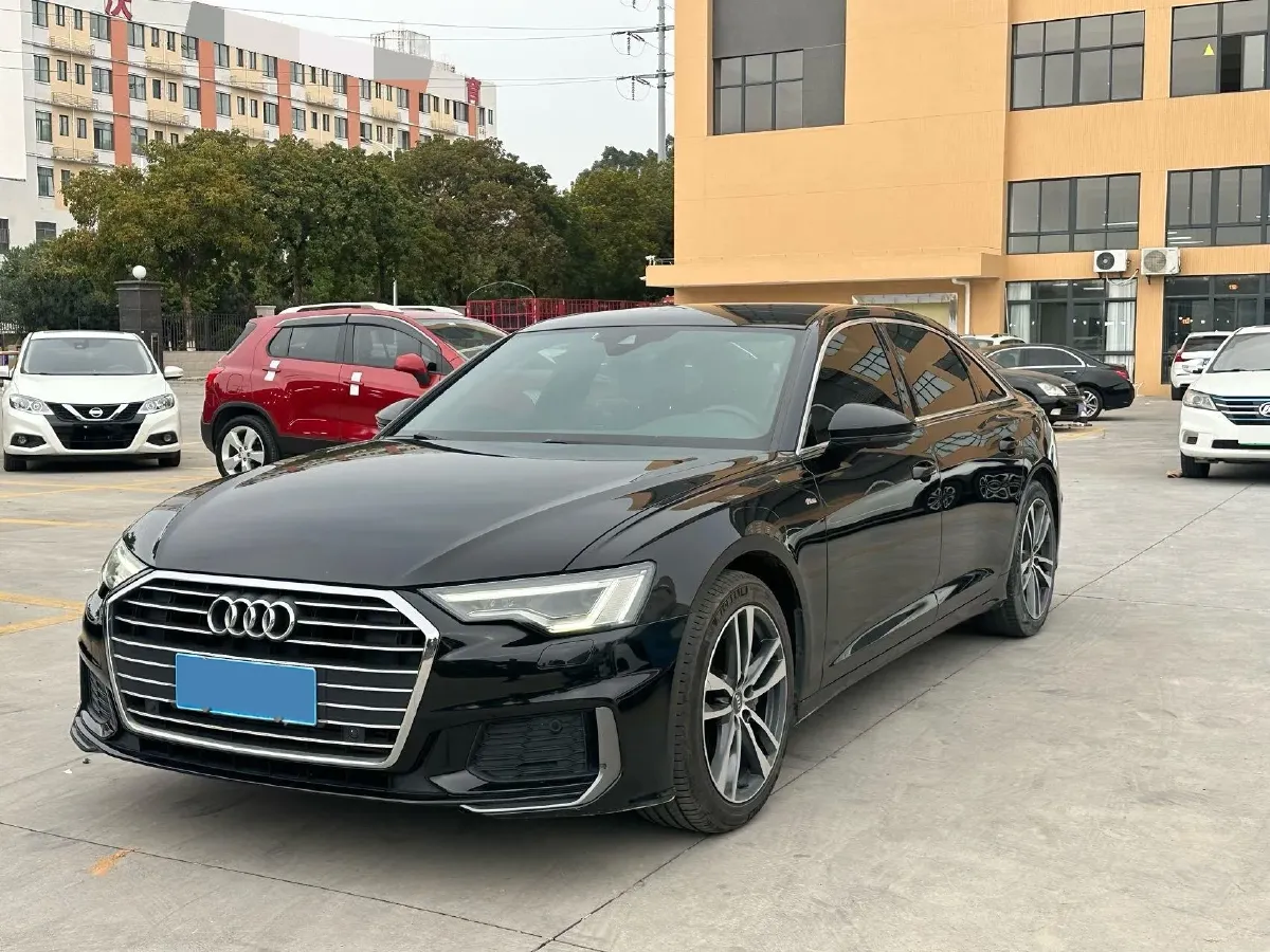2021 Audi A6L 2.0T 190HP L4 7DCT,autocango,china used car exporter,china ev exporter,chinese used car exporter,chinese used ev exporter