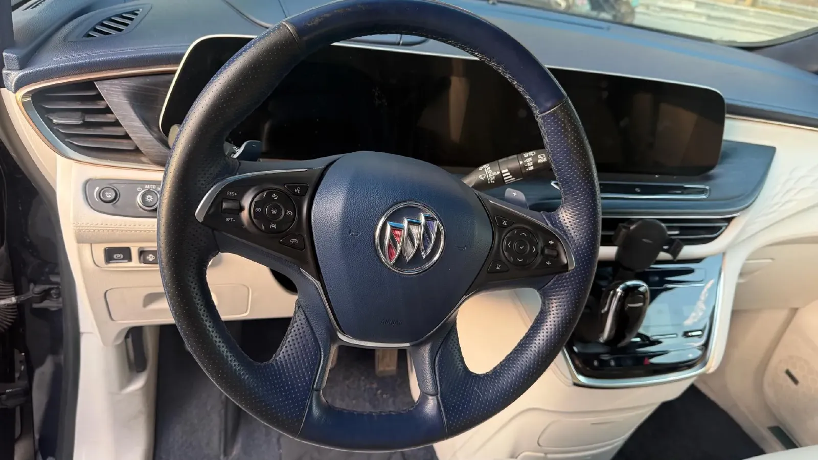 2020 Buick GL8 2.0T 237HP L4 9AT,autocango,china used car exporter,china ev exporter,chinese used car exporter,chinese used ev exporter