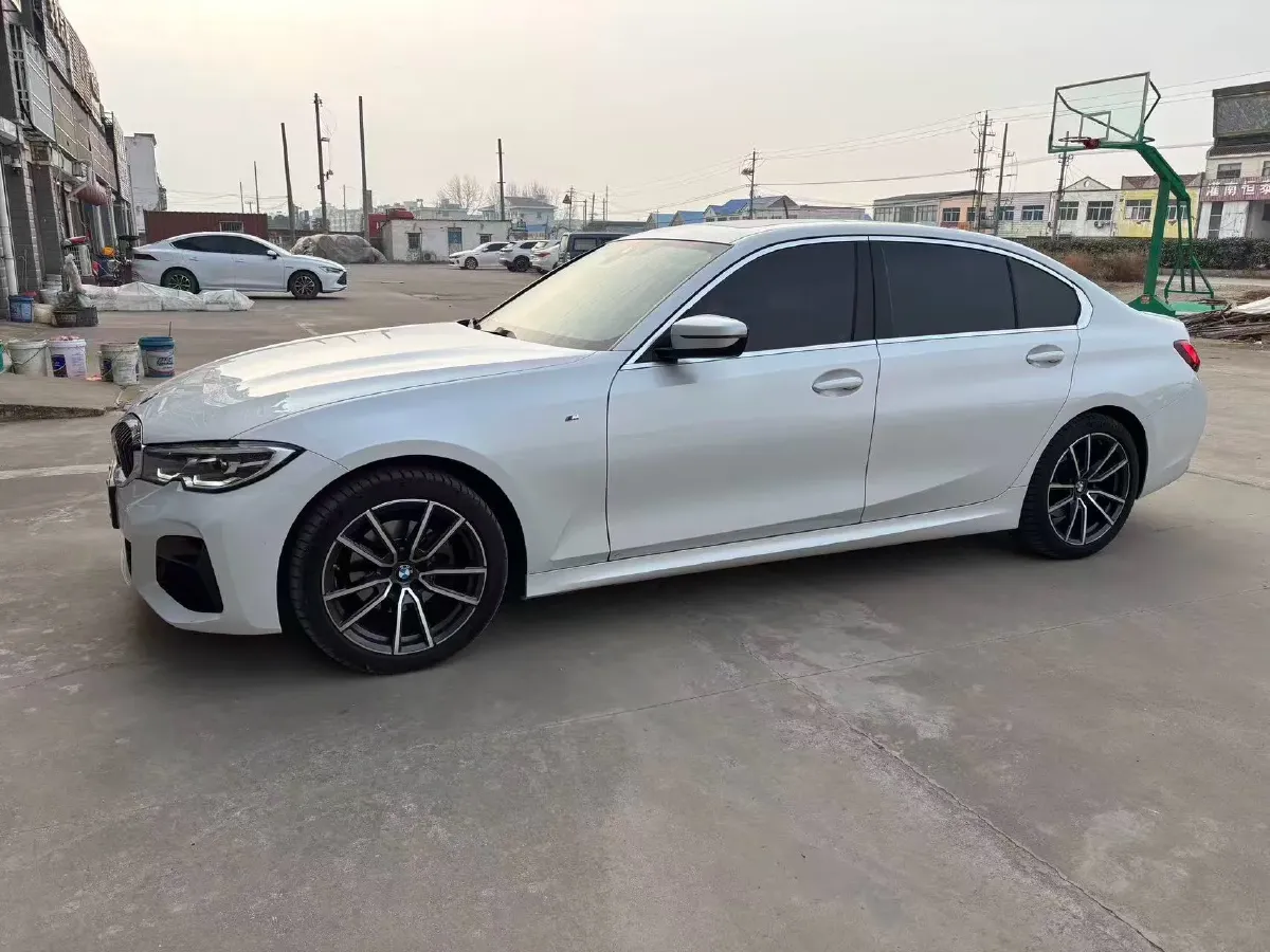 2022 BMW 3 Series 2.0T 184HP L4 8AT,autocango,china used car exporter,china ev exporter,chinese used car exporter,chinese used ev exporter