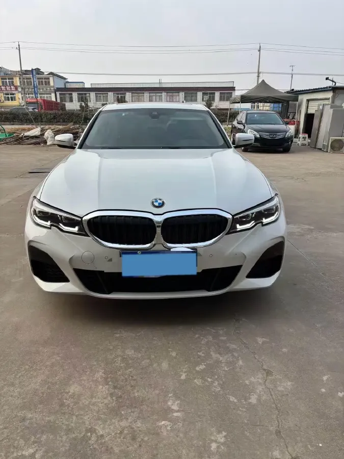 2022 BMW 3 Series 2.0T 184HP L4 8AT,autocango,china used car exporter,china ev exporter,chinese used car exporter,chinese used ev exporter