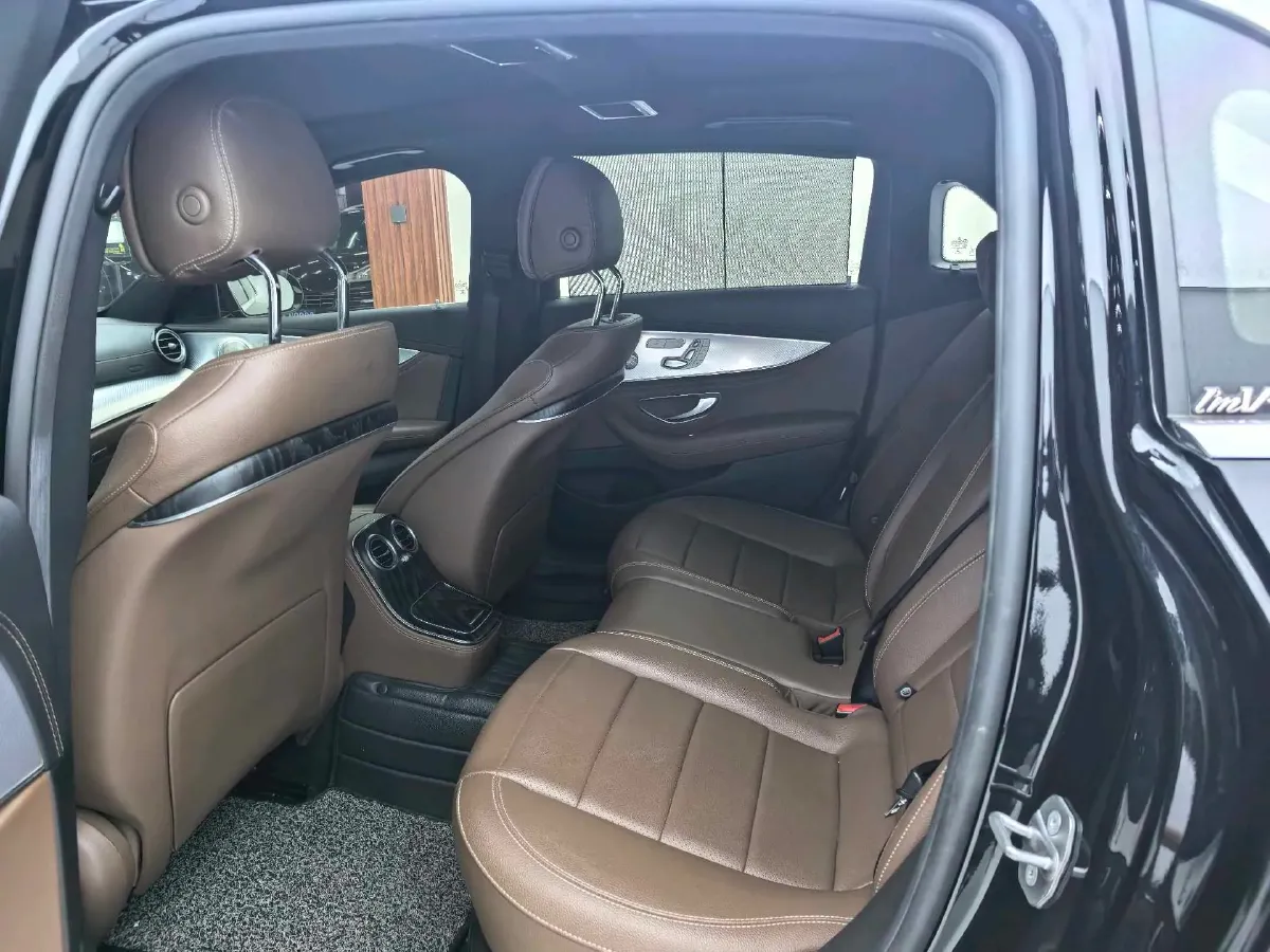 2022 Mercedes-Benz E Class 2.0T 258HP L4 9AT,autocango,china used car exporter,china ev exporter,chinese used car exporter,chinese used ev exporter