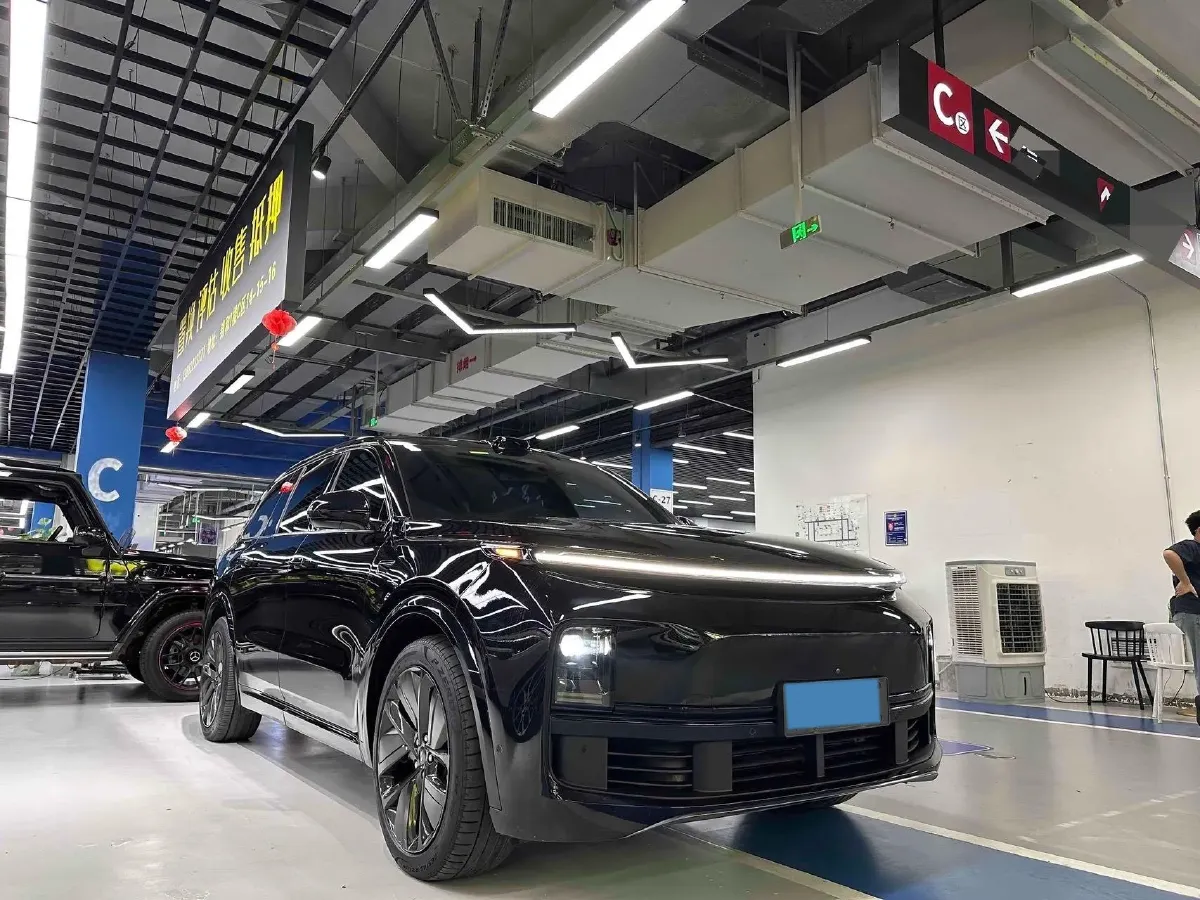 2022 Li L9 Range Extended 154HP REEV 42.6KWH,autocango,china used car exporter,china ev exporter,chinese used car exporter,chinese used ev exporter