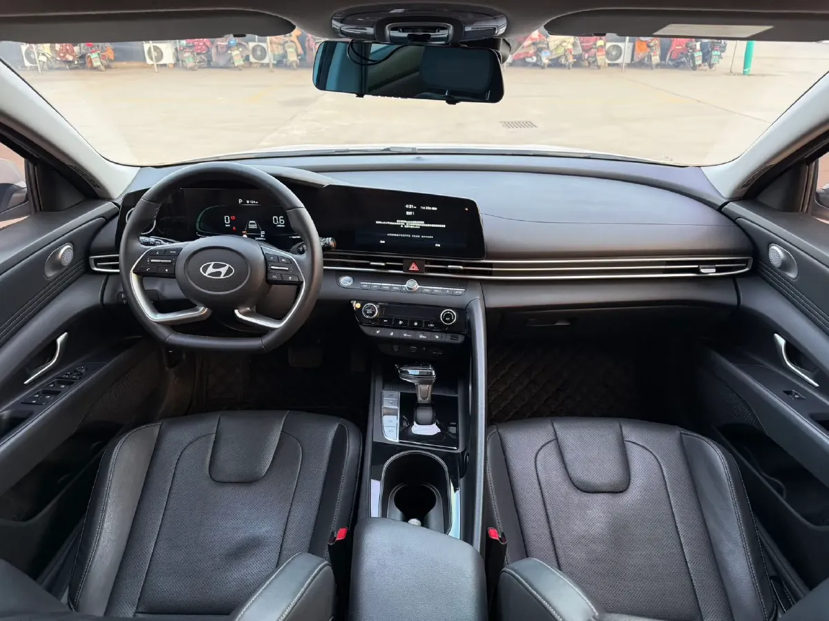 2022 Hyundai Elantra 1.5L 115HP L4 CVT,autocango,china used car exporter,china ev exporter,chinese used car exporter,chinese used ev exporter