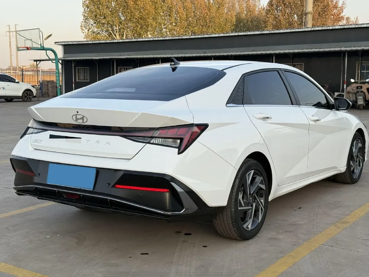 2022 Hyundai Elantra 1.5L 115HP L4 CVT,autocango,china used car exporter,china ev exporter,chinese used car exporter,chinese used ev exporter