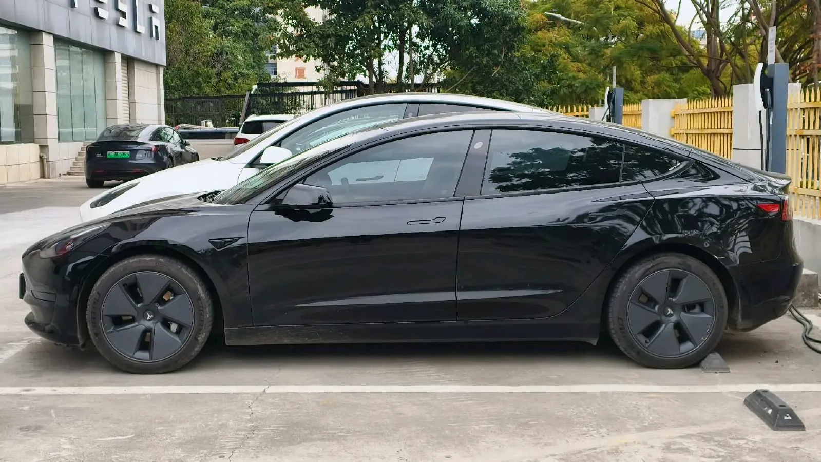 2021 Tesla Model 3 BEV 55KWH,autocango,china used car exporter,china ev exporter,chinese used car exporter,chinese used ev exporter