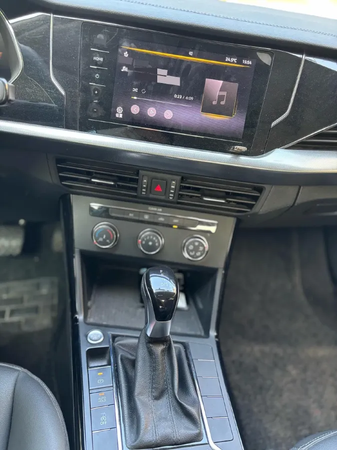 2023 Volkswagen Passat 1.4T 150HP L4 7DCT,autocango,china used car exporter,china ev exporter,chinese used car exporter,chinese used ev exporter