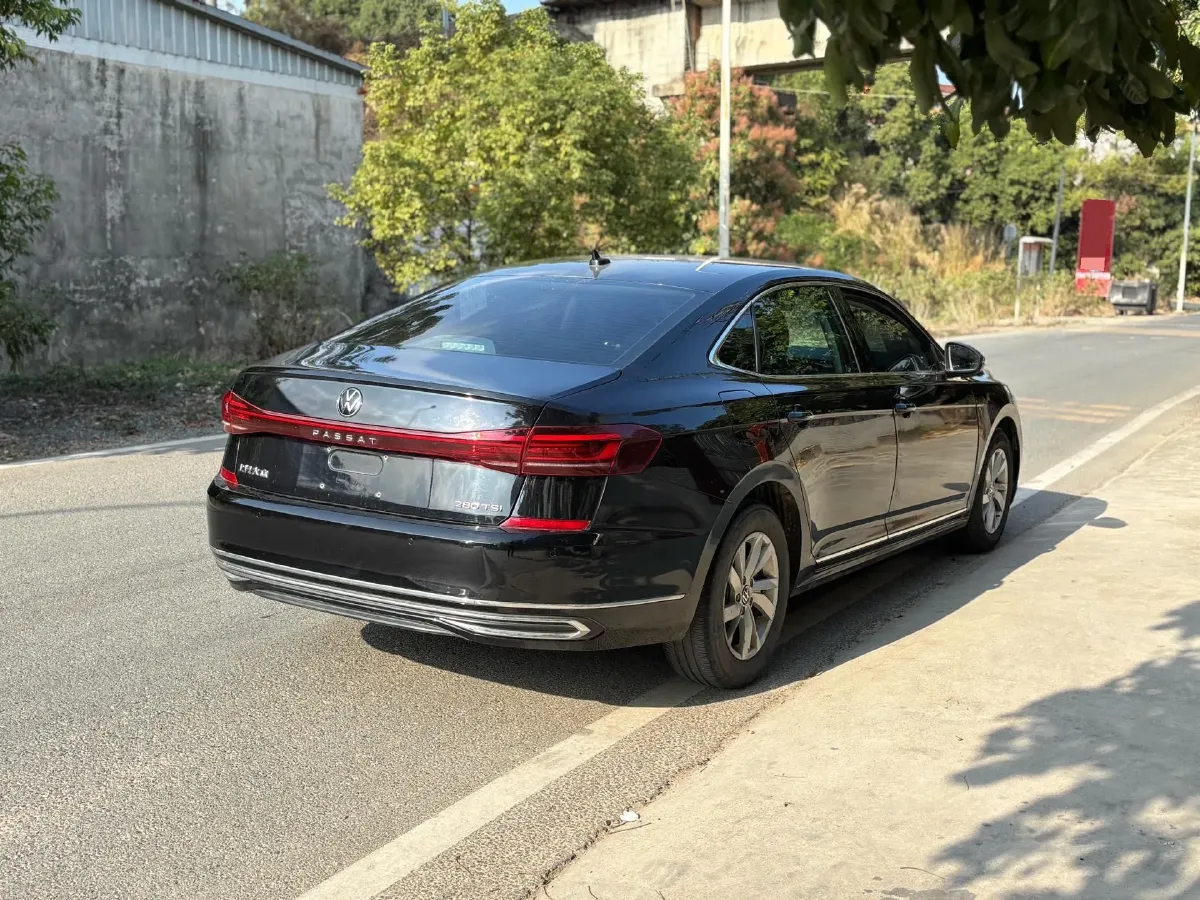 2023 Volkswagen Passat 1.4T 150HP L4 7DCT,autocango,china used car exporter,china ev exporter,chinese used car exporter,chinese used ev exporter