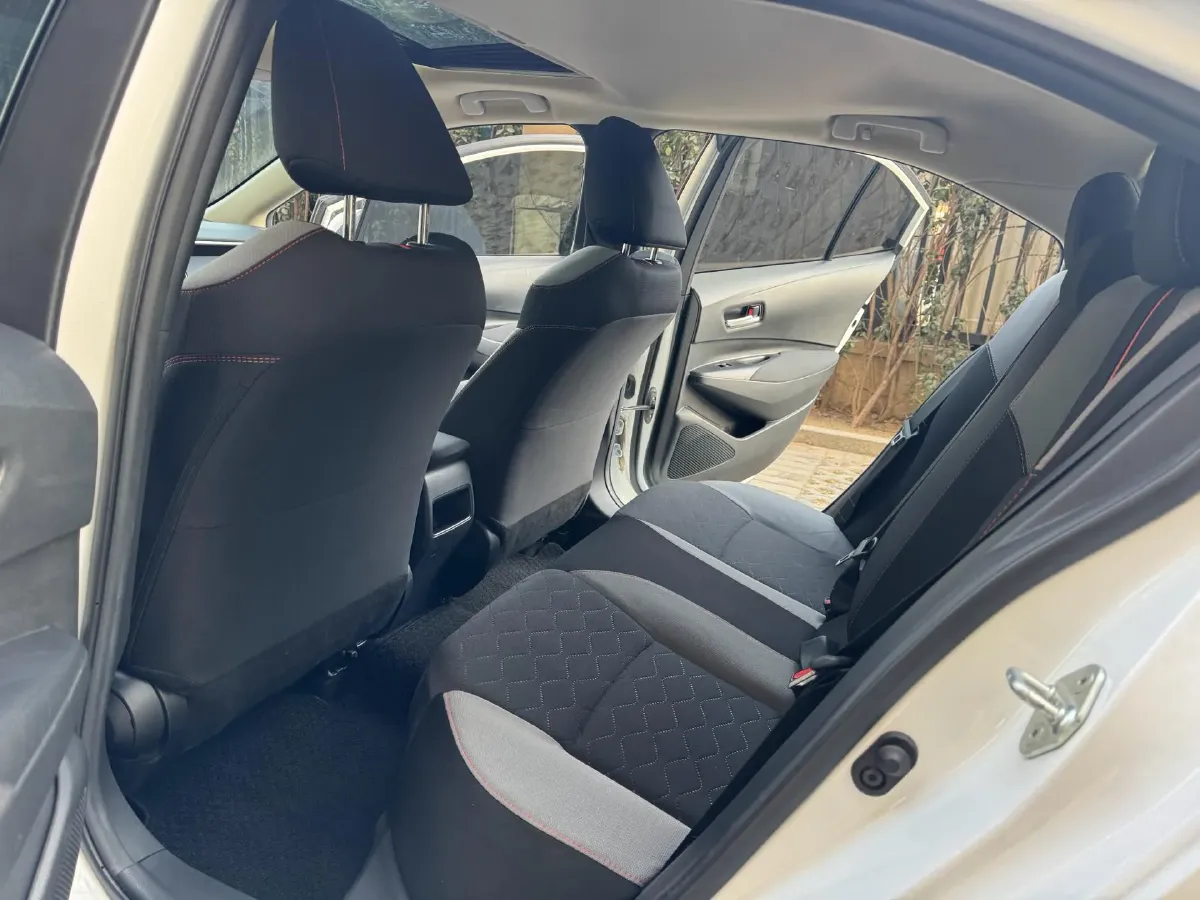 2021 Toyota Corolla 1.2T 116HP L4 CVT,autocango,china used car exporter,china ev exporter,chinese used car exporter,chinese used ev exporter