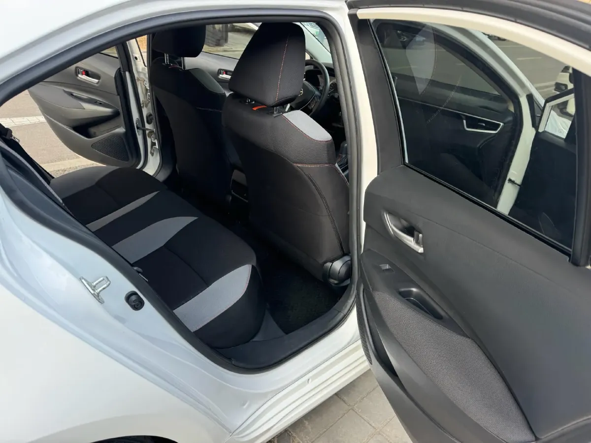 2021 Toyota Corolla 1.2T 116HP L4 CVT,autocango,china used car exporter,china ev exporter,chinese used car exporter,chinese used ev exporter