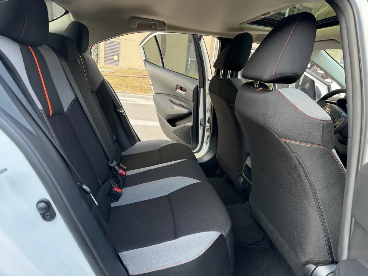 2021 Toyota Corolla 1.2T 116HP L4 CVT,autocango,china used car exporter,china ev exporter,chinese used car exporter,chinese used ev exporter