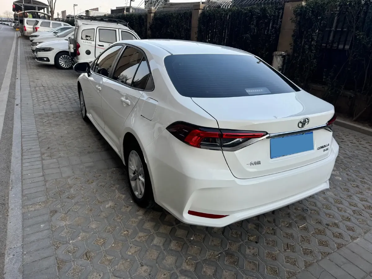 2021 Toyota Corolla 1.2T 116HP L4 CVT,autocango,china used car exporter,china ev exporter,chinese used car exporter,chinese used ev exporter