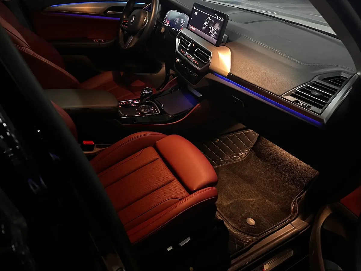 2022 BMW X4 2.0T 245HP L4 8AT,autocango,china used car exporter,china ev exporter,chinese used car exporter,chinese used ev exporter