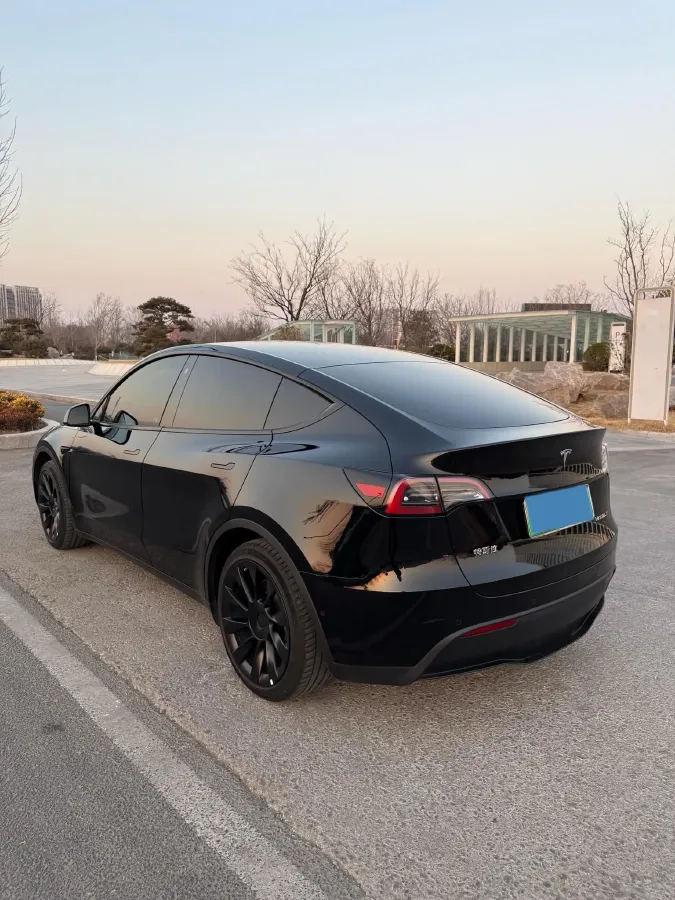 2022 Tesla Model Y BEV 60KWH,autocango,china used car exporter,china ev exporter,chinese used car exporter,chinese used ev exporter