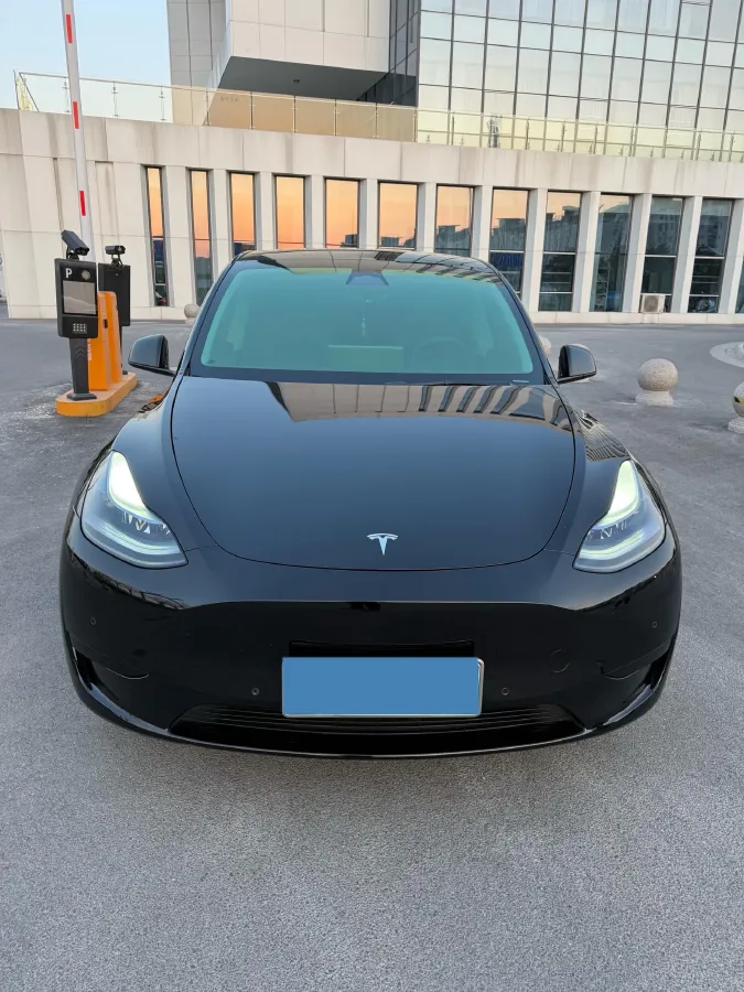 2022 Tesla Model Y BEV 60KWH,autocango,china used car exporter,china ev exporter,chinese used car exporter,chinese used ev exporter