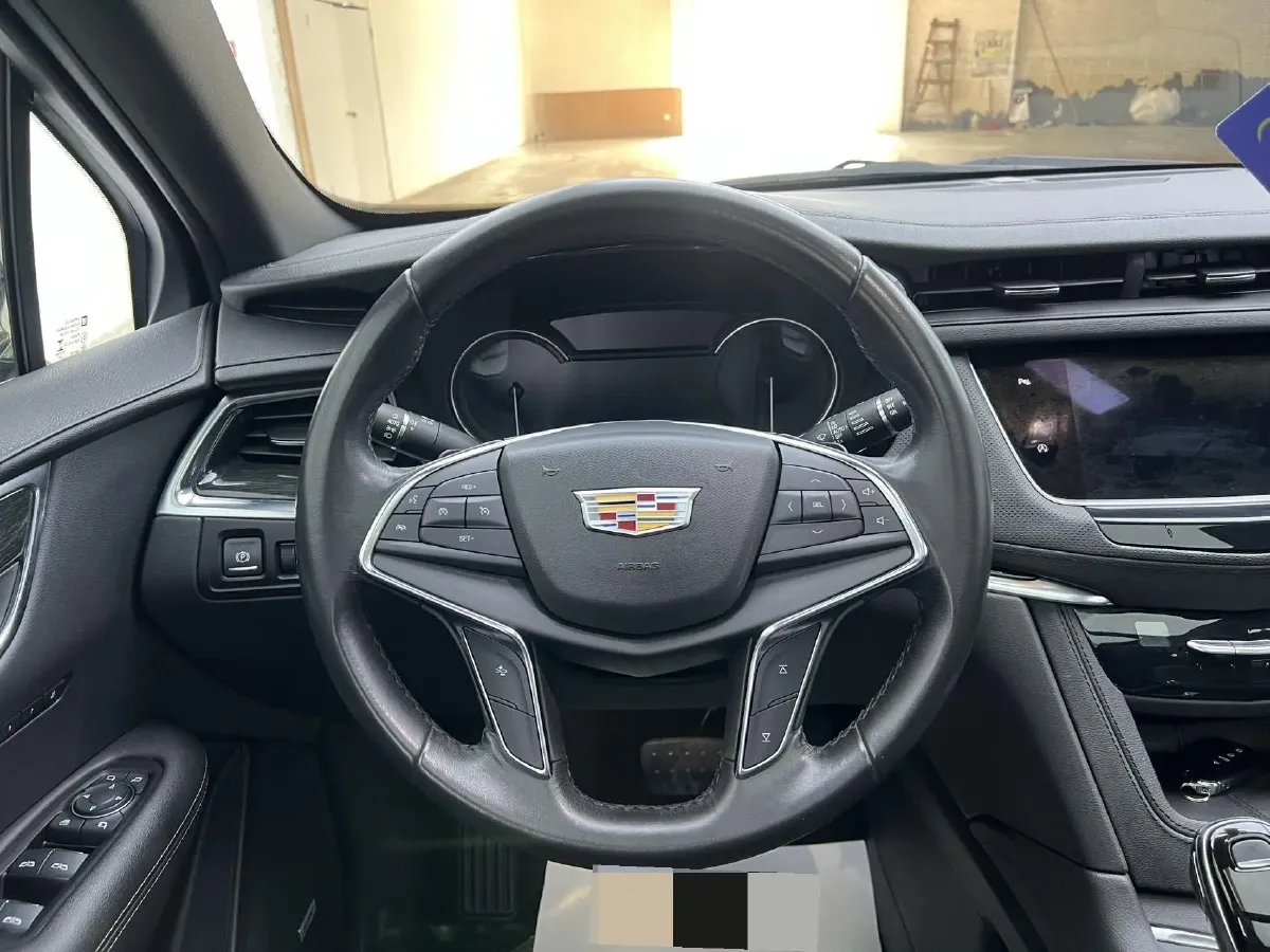 2021 Cadillac XT5 2.0T 237HP L4 9AT,autocango,china used car exporter,china ev exporter,chinese used car exporter,chinese used ev exporter