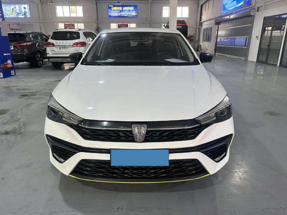2021 Roewe i5 1.5L 120HP L4 CVT,autocango,china used car exporter,china ev exporter,chinese used car exporter,chinese used ev exporter