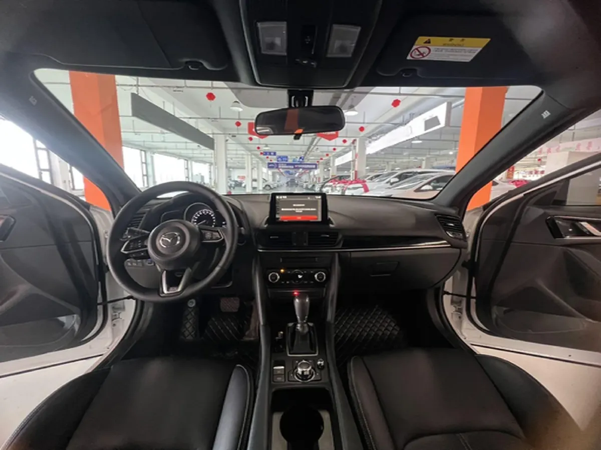 2021 Mazda CX-4 2.0L 158HP L4 6AT,autocango,china used car exporter,china ev exporter,chinese used car exporter,chinese used ev exporter