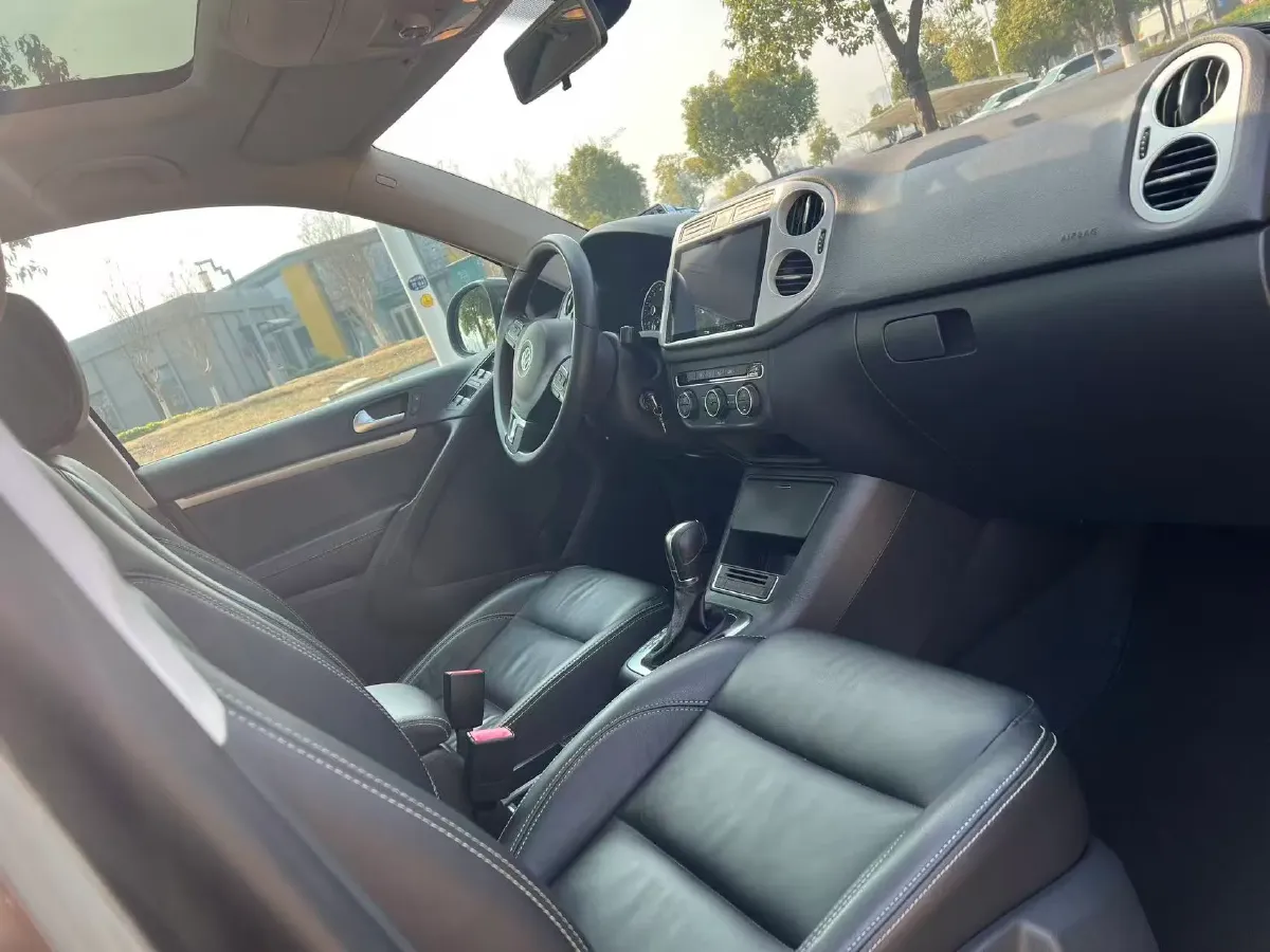 2017 Haval H9 2.0T 190HP L4 8AT,autocango,china used car exporter,china ev exporter,chinese used car exporter,chinese used ev exporter