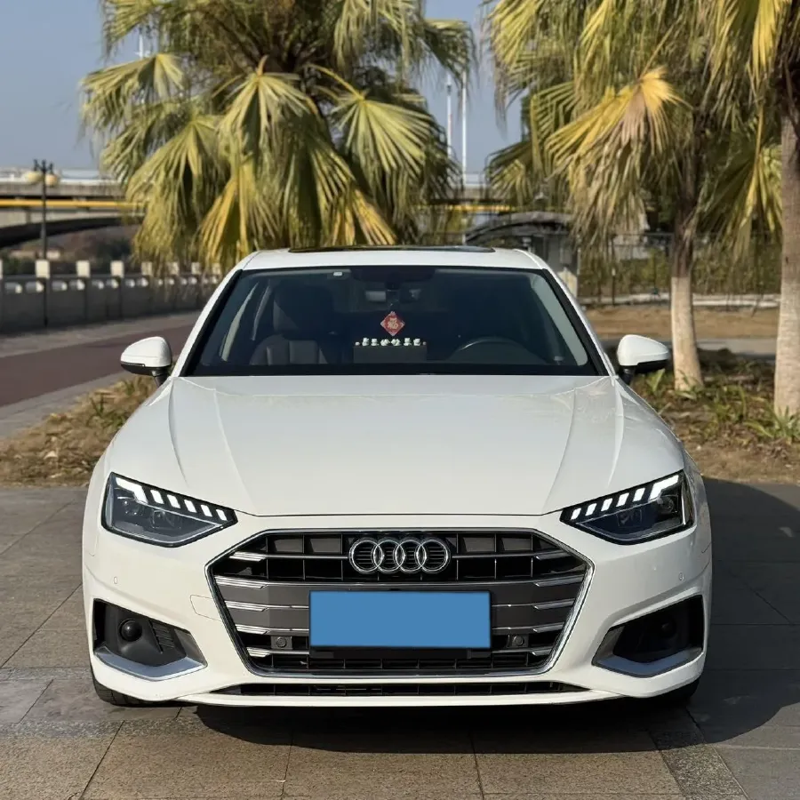 2020 Audi A4L 2.0T 190HP L4 7DCT,autocango,china used car exporter,china ev exporter,chinese used car exporter,chinese used ev exporter