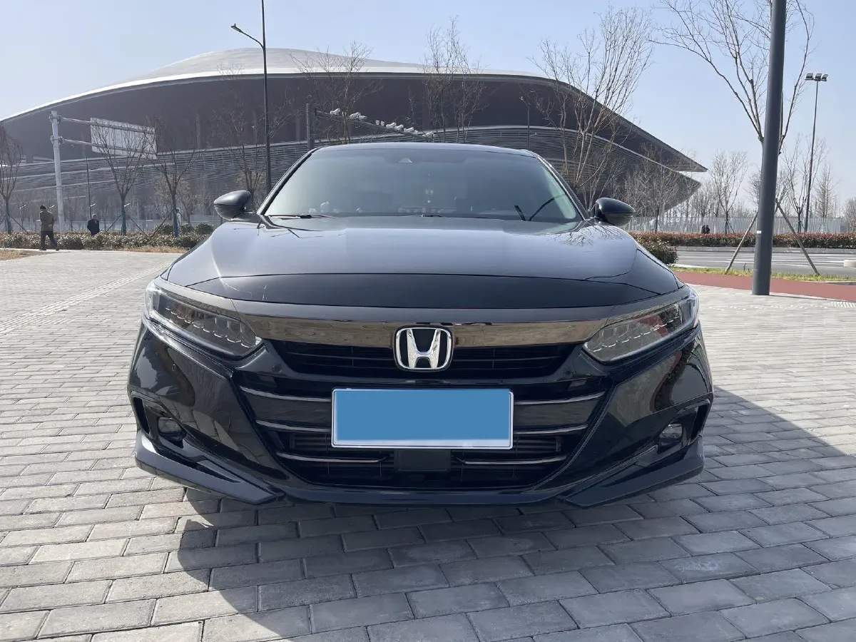 2022 Honda Accord 1.5T 194HP L4 CVT,autocango,china used car exporter,china ev exporter,chinese used car exporter,chinese used ev exporter