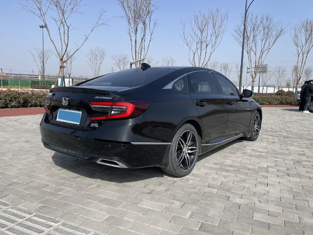 2022 Honda Accord 1.5T 194HP L4 CVT,autocango,china used car exporter,china ev exporter,chinese used car exporter,chinese used ev exporter