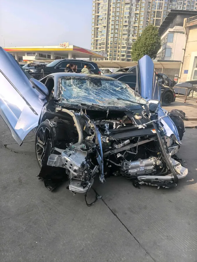 2024 LUMMA CLR LD 3.0T 300HP L6 8AT,autocango,china used car exporter,china ev exporter,chinese used car exporter,chinese used ev exporter