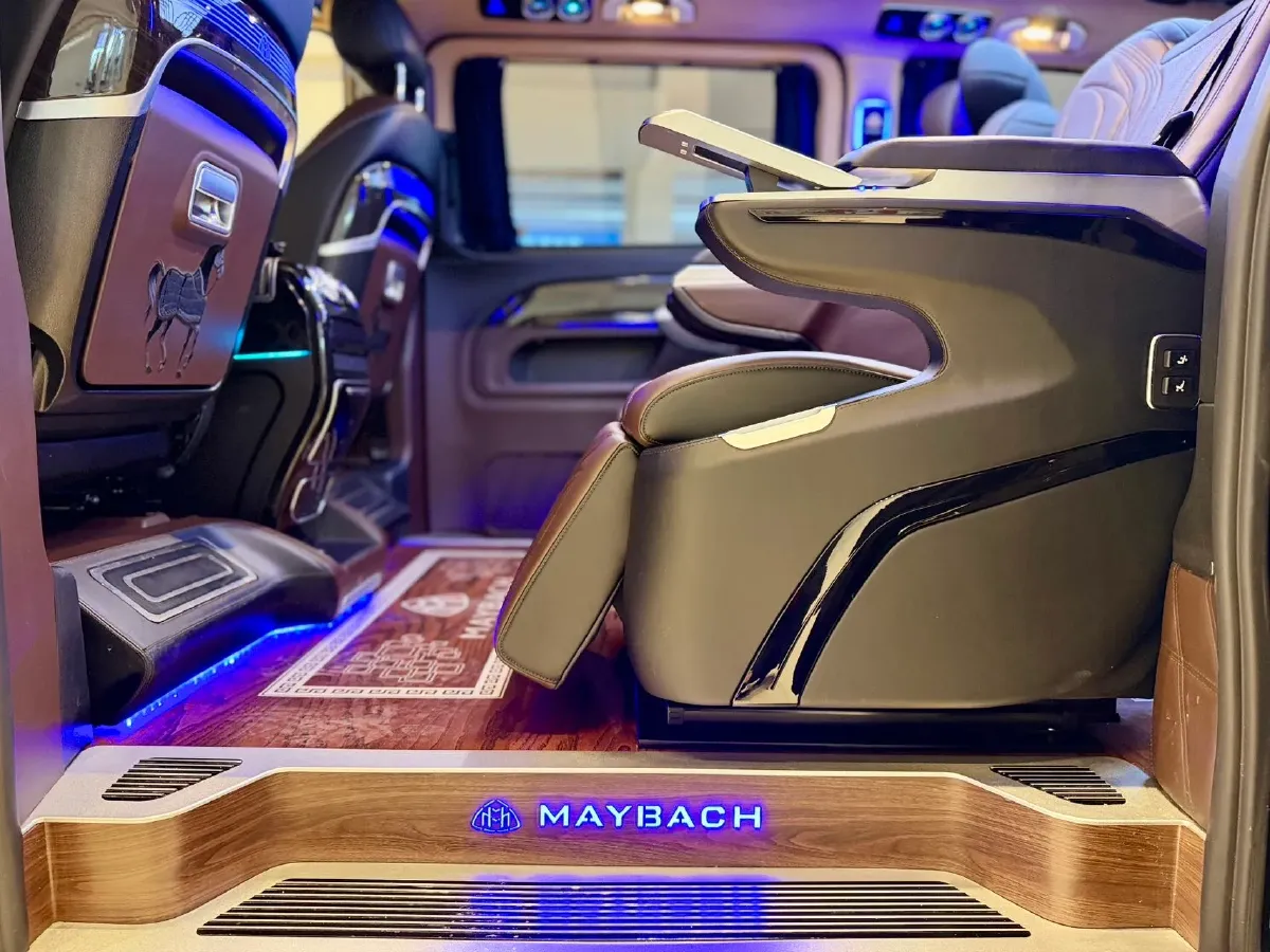 2021 Mercedes-Benz Vito 2.0T 211HP L4 9AT,autocango,china used car exporter,china ev exporter,chinese used car exporter,chinese used ev exporter