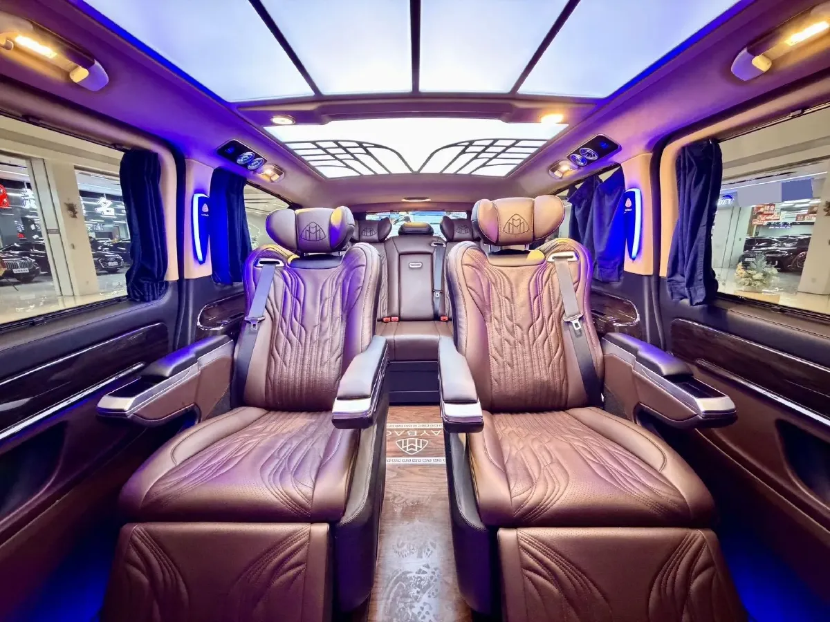 2021 Mercedes-Benz Vito 2.0T 211HP L4 9AT,autocango,china used car exporter,china ev exporter,chinese used car exporter,chinese used ev exporter