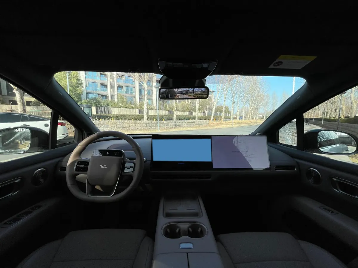 2025 Li i6 BEV,autocango,china used car exporter,china ev exporter,chinese used car exporter,chinese used ev exporter