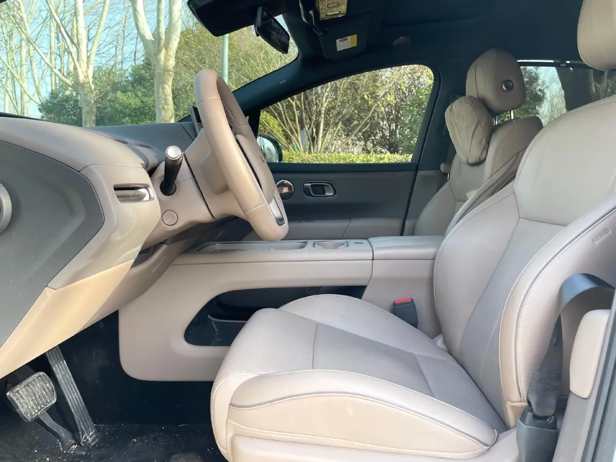 2025 Li i6 BEV,autocango,china used car exporter,china ev exporter,chinese used car exporter,chinese used ev exporter