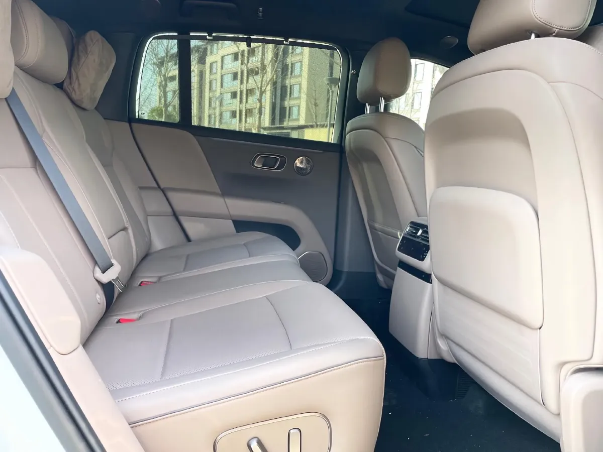 2025 Li i6 BEV,autocango,china used car exporter,china ev exporter,chinese used car exporter,chinese used ev exporter