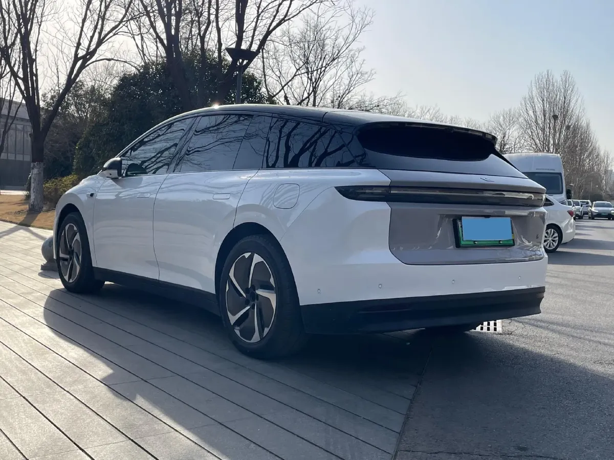 2025 Li i6 BEV,autocango,china used car exporter,china ev exporter,chinese used car exporter,chinese used ev exporter